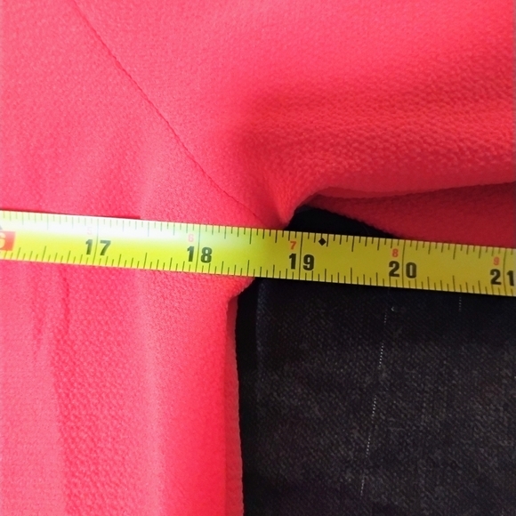 Vine & Love Bold Red Blouse (NWOT) - Picture 7 of 8